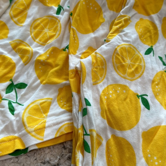 Lemon pajamas - Picture 2 of 3